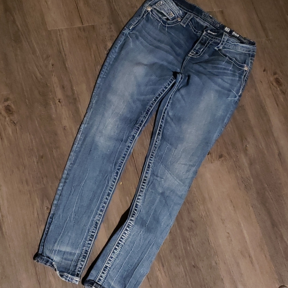 Miss Me skinny size 28